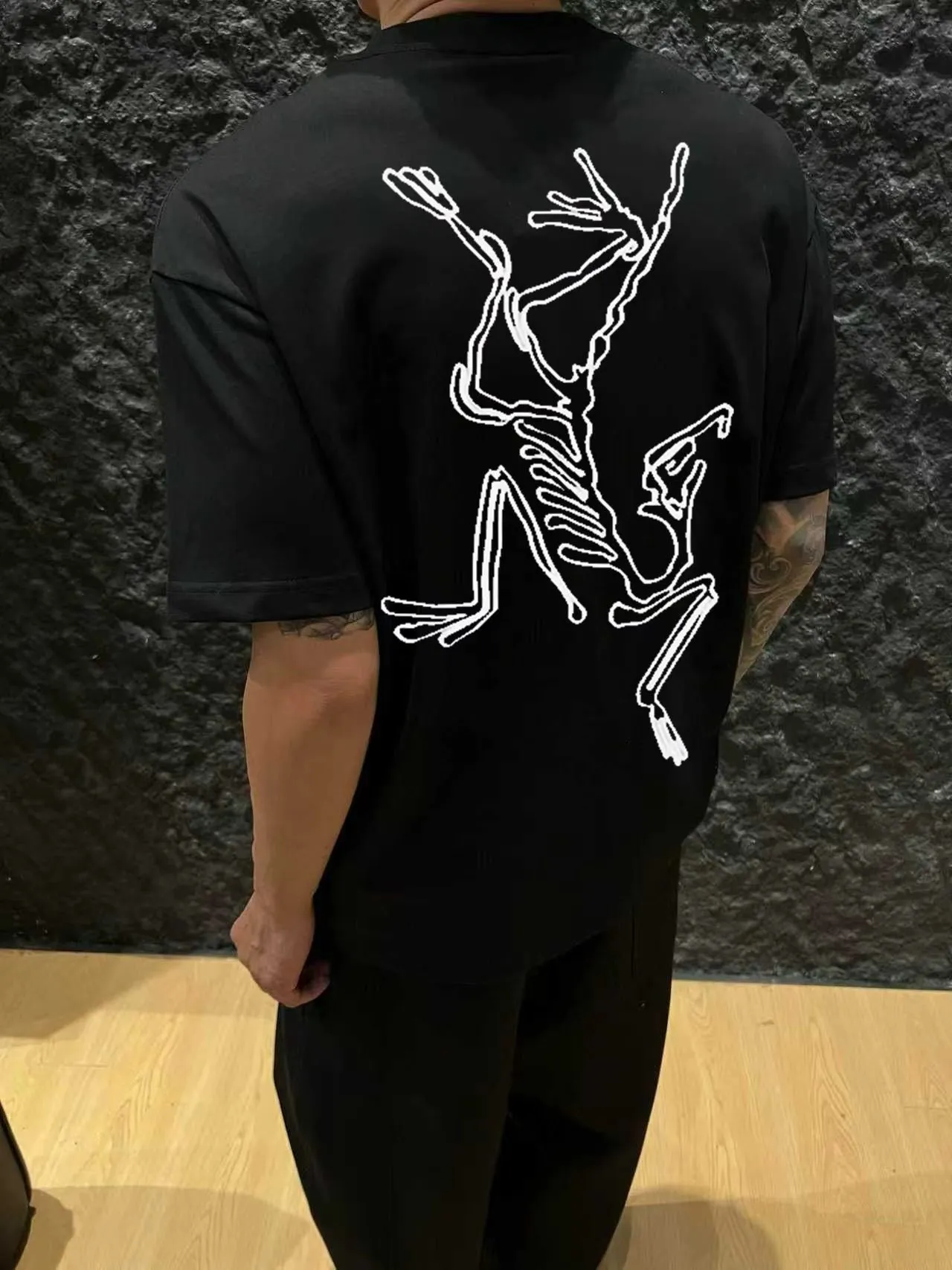 Arc’ter/ + New Arrival ， ， ， ， T Same Style。 :Black White Blue Gray Size:S（90-130 ） M（125-140 ） L（135-160 ） XL（160-180 ） XXL（180 ）
